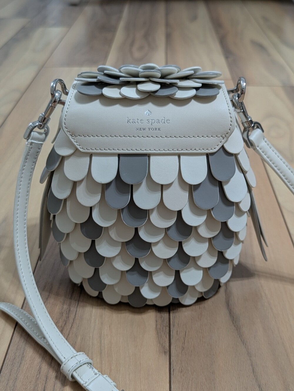 New? EXCELLENT Condition! Kate Spade New York Hoot 3D Owl Crossbody Bag - Picture 9 of 16